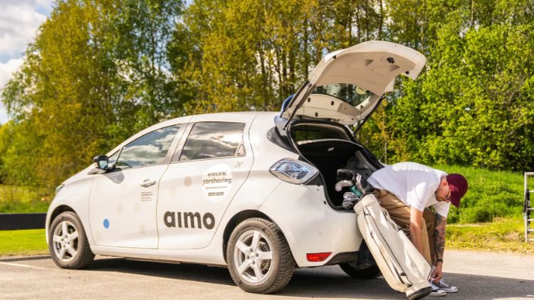  Users can get to Happy Golfer with Aimo Share